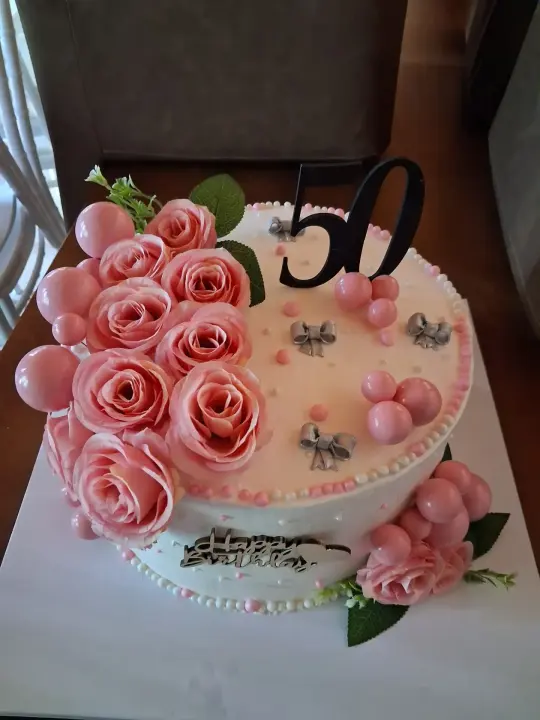Torta s ružama za 50. rođendan
